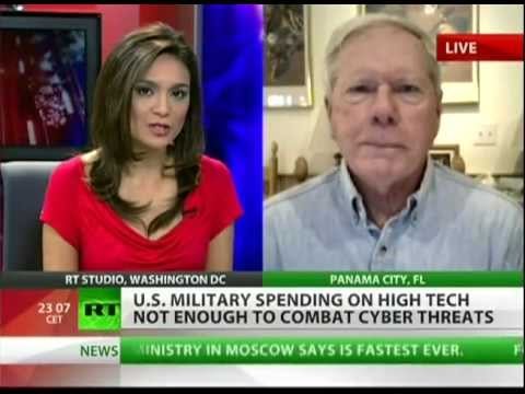 Paul Craig Roberts: Manning was required to report crimes